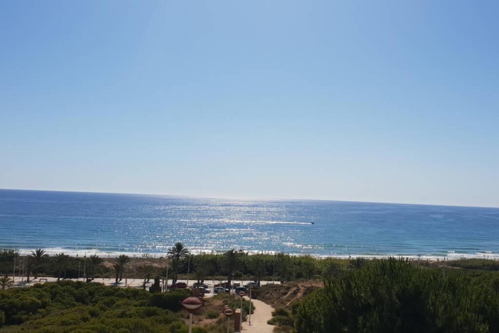 Apartamento Muy Cerca Del Mar. อาเรนาเลส เดล ซอล ภายนอก รูปภาพ