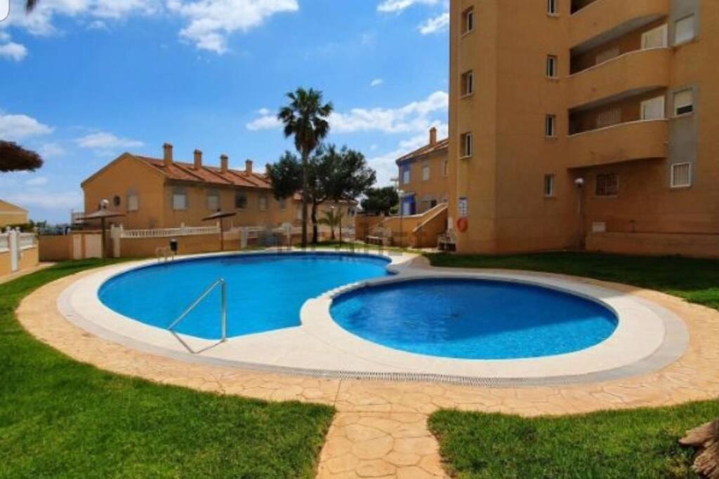 Apartamento Muy Cerca Del Mar. อาเรนาเลส เดล ซอล ภายนอก รูปภาพ